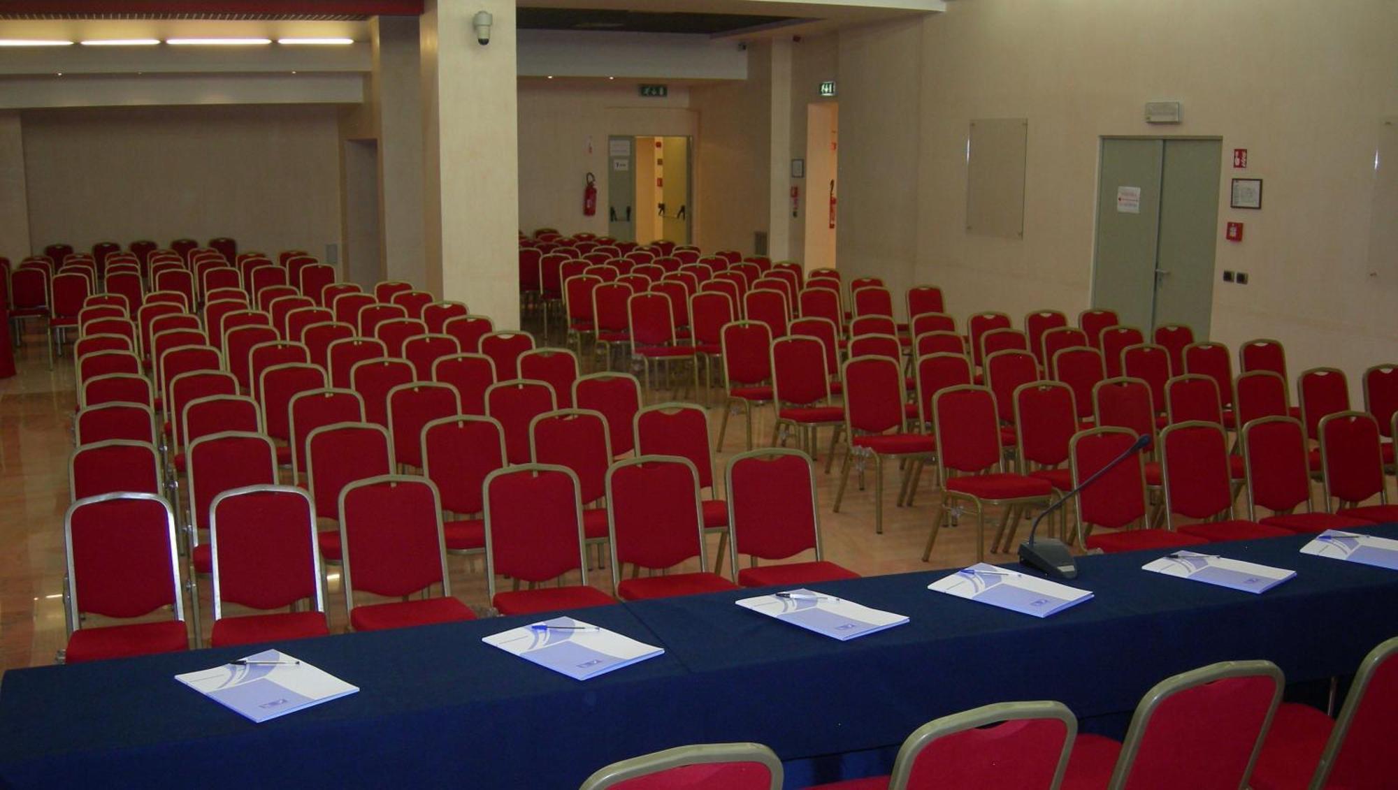 Hotel Valentino Terni Zewnętrze zdjęcie