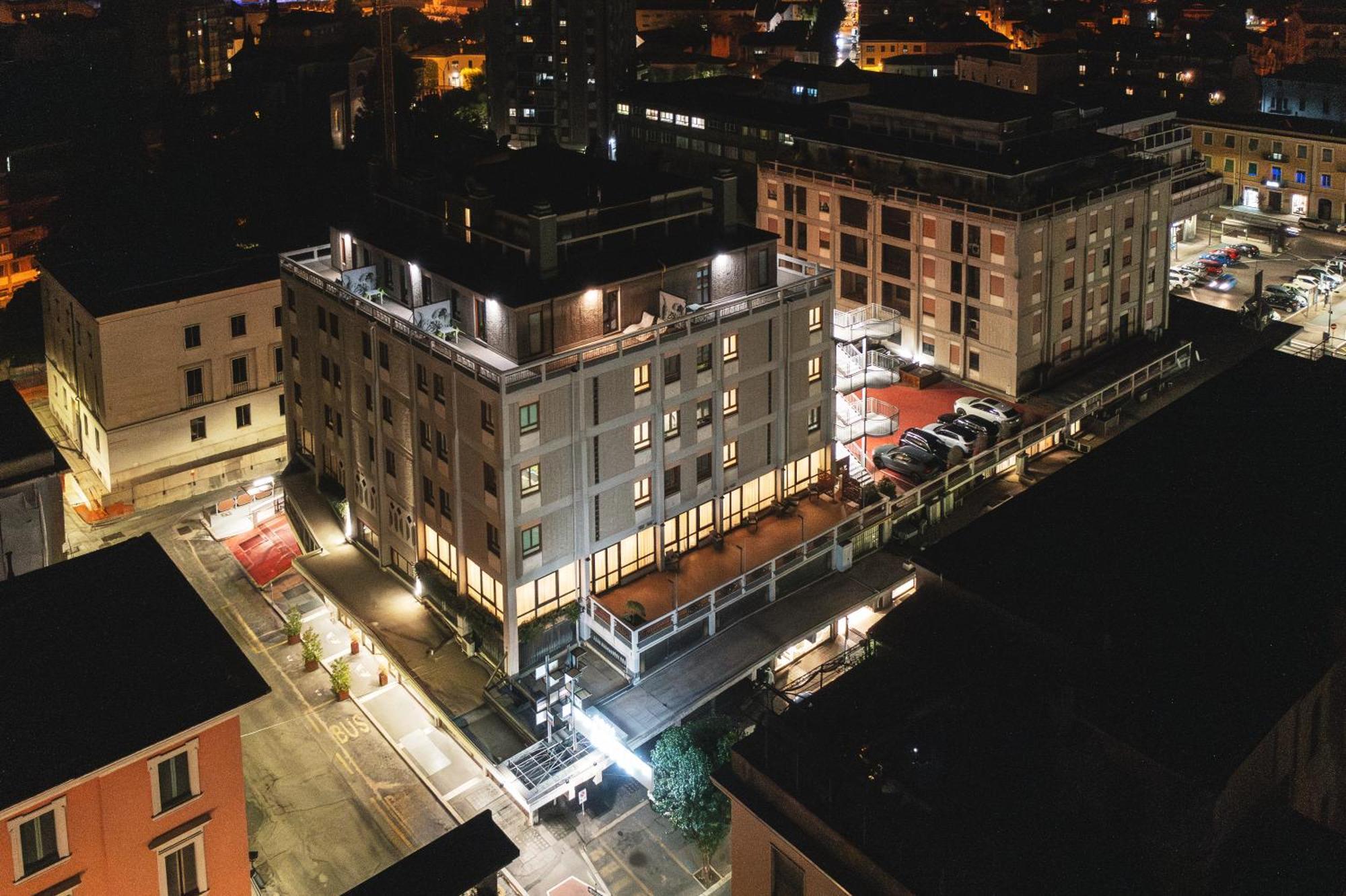 Hotel Valentino Terni Zewnętrze zdjęcie