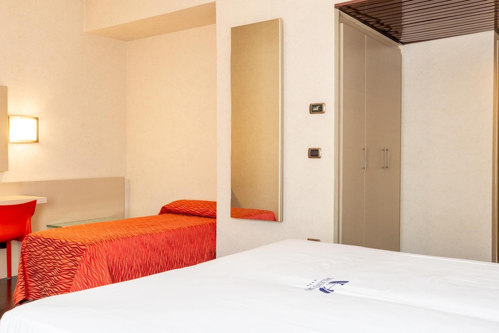 Hotel Valentino Terni Zewnętrze zdjęcie